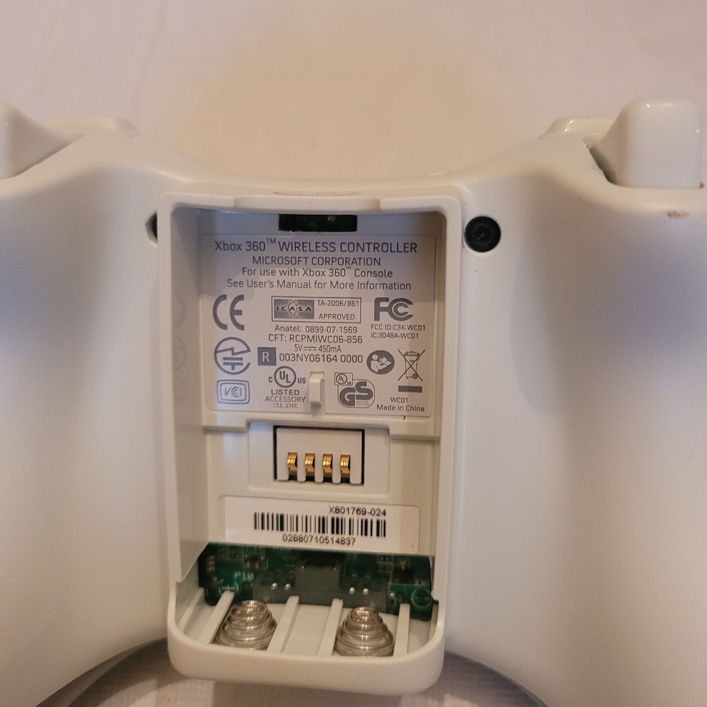 Wii  controller - Picture 3 of 5